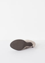 Load image into Gallery viewer, Camoscio Zip Heel

